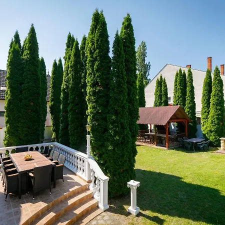Big Thuja By Interhome Villa