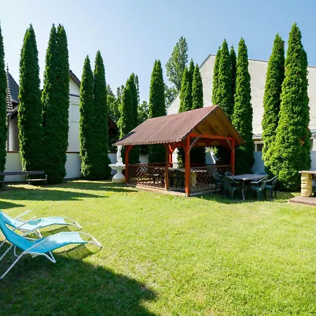 Big Thuja By Interhome Villa